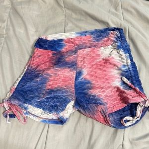 Booty Scrunch Shorts